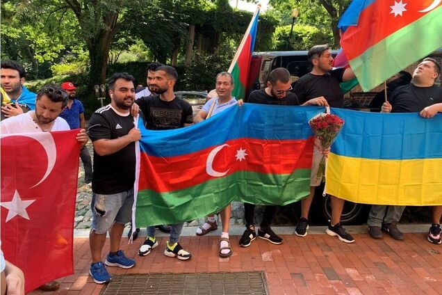 Азербайджан – надежный партнер Украины в борьбе с Россией, – эксперт