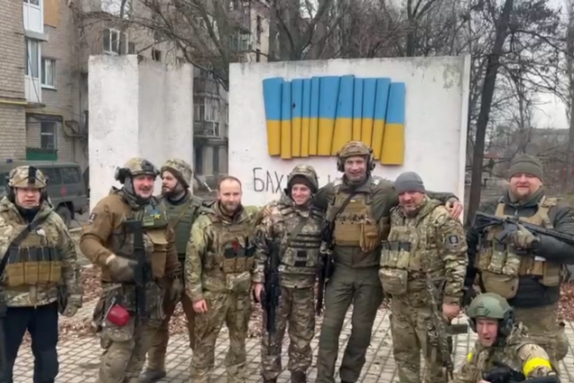 'Не зламають нас російські варвари!' Захисники ЗСУ з Кличком передали вітання зі Сходу України. Відео