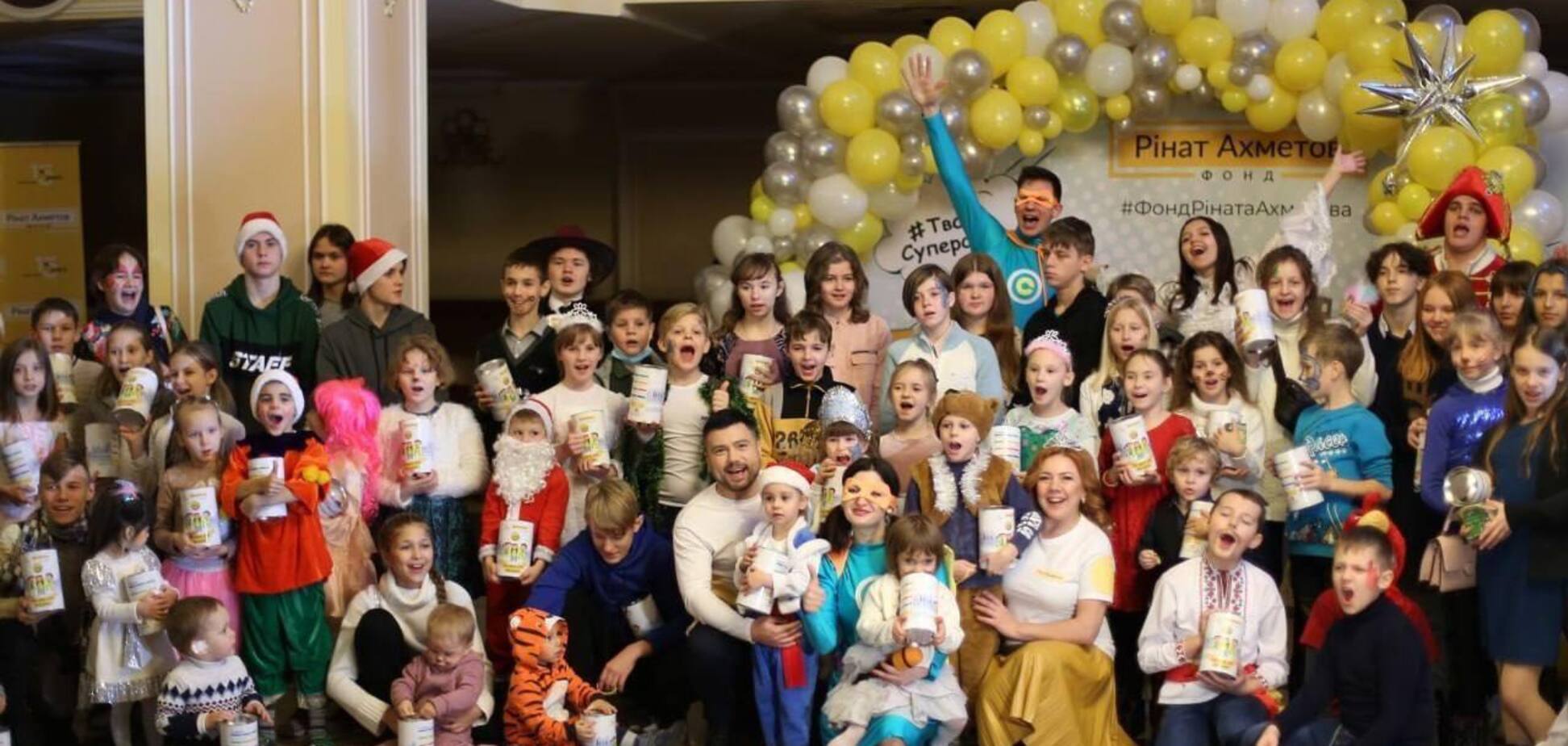 Письмо Святому Николаю: новогодняя акция для детей от Фонда Рината Ахметова