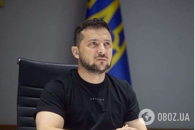 Зеленский в День ВСУ вручил награды раненым защитникам в киевском госпитале. Видео