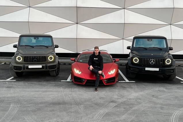 В сети рассказали об автопарке 22-летнего украинского блоггера