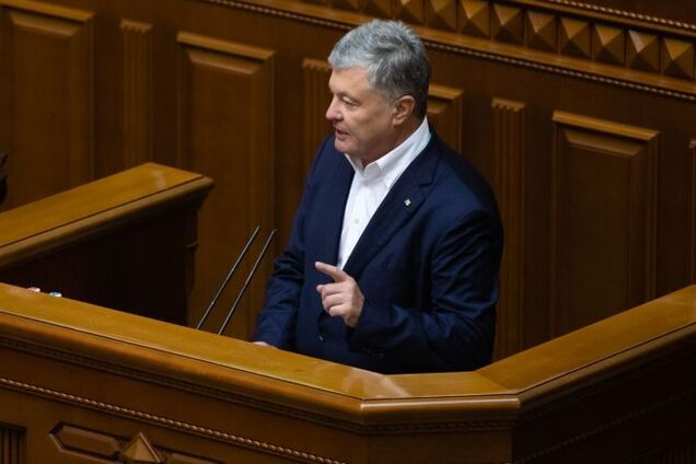Для укрепления армии требуется не 'видосик' с указом президента, а существенное увеличение финансирования, – Порошенко