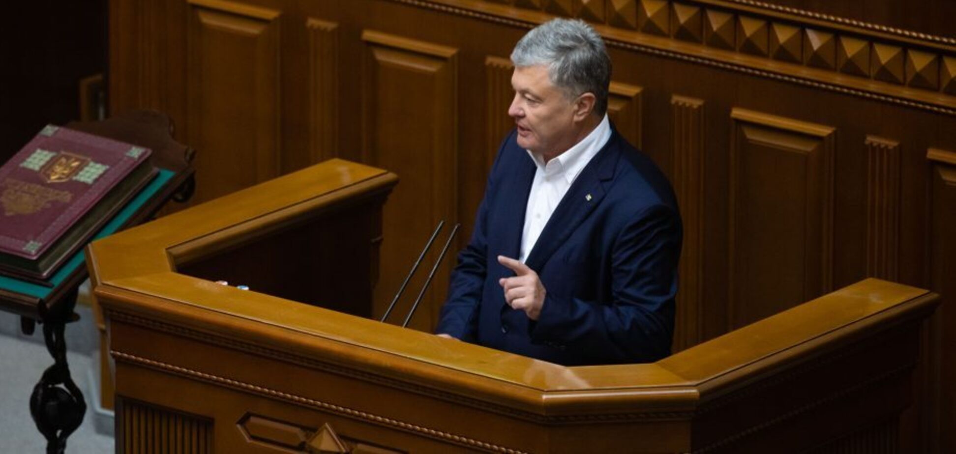 Для укрепления армии требуется не 'видосик' с указом президента, а существенное увеличение финансирования, – Порошенко