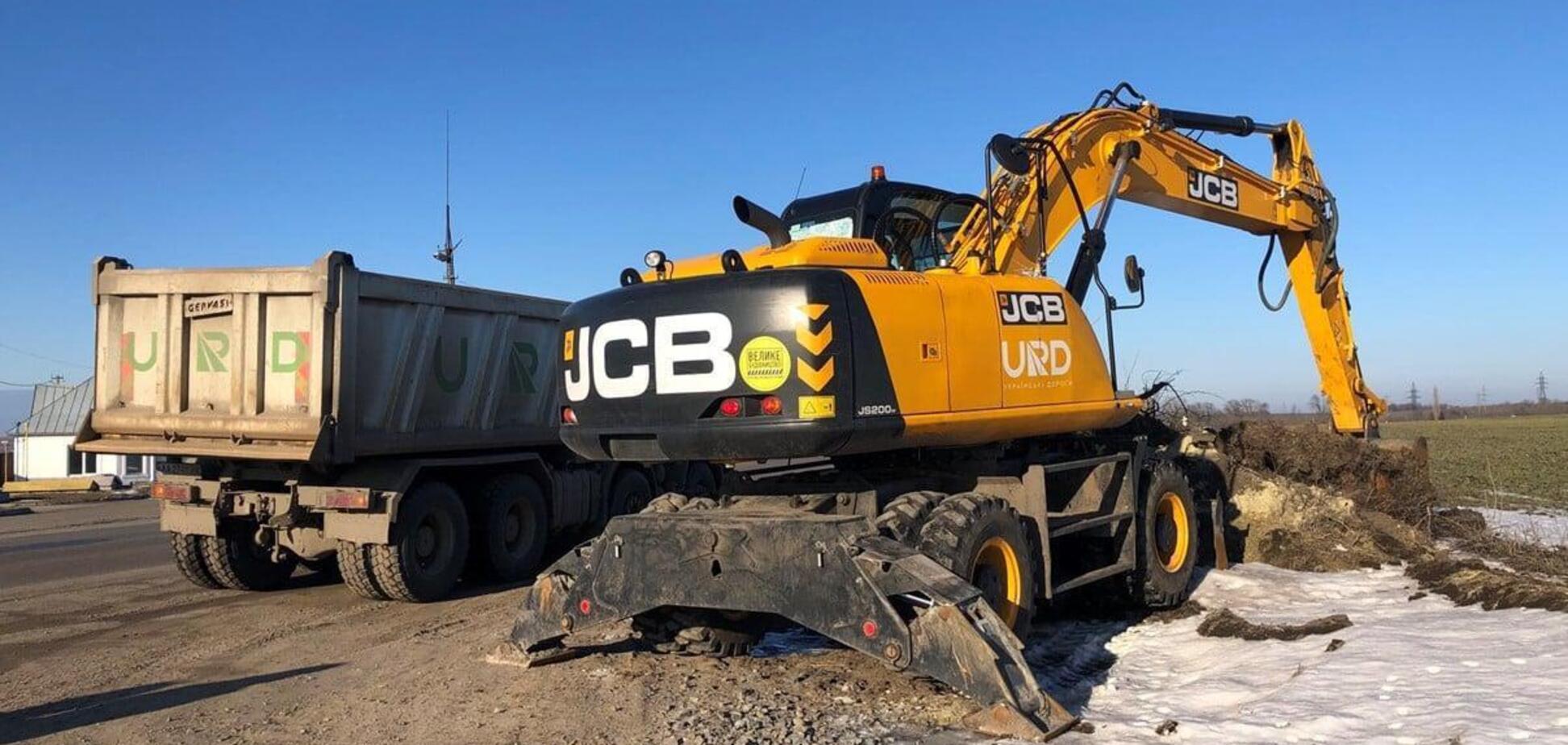 На Миколаївщині 'Велике будівництво' розпочало ремонт одразу трьох трас