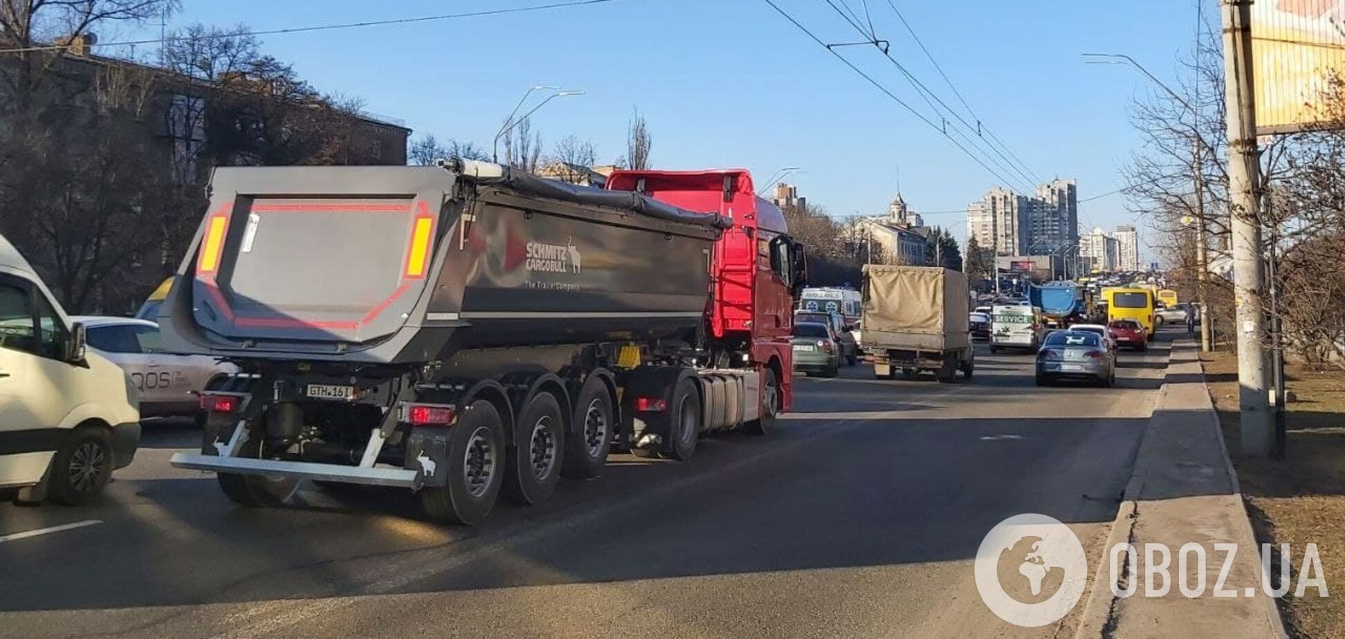 В столице образовались многочисленные пробки