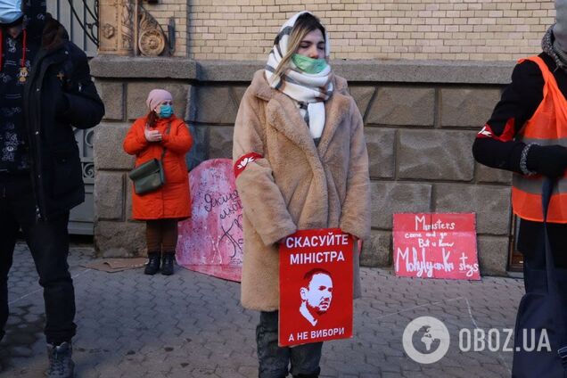 Студенти вийшли під ОП вимагати відставки Шкарлета