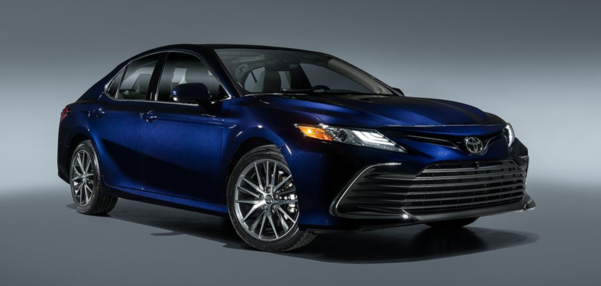 Тойота Камрі