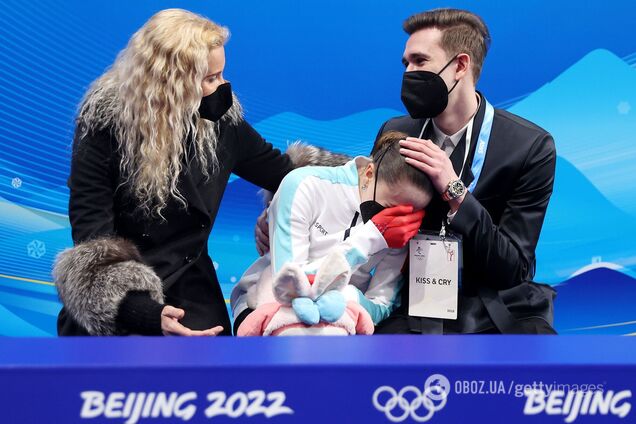 Етері Тутберідзе та російська фігуристка на Олімпіаді-2022