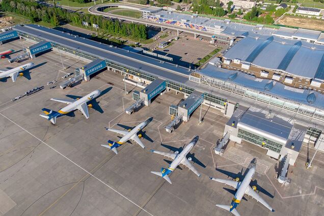 Біля Борисполя українські системи ППО вдарили по невідомих БПЛА