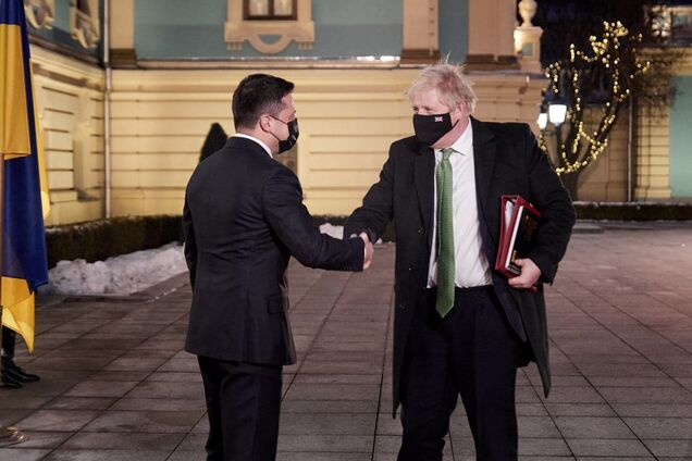 Володимир Зеленський провів телефонну розмову з Борисом Джонсоном