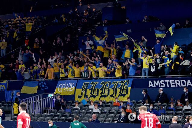 Фанаты устроили овации сборной Украины по футзалу