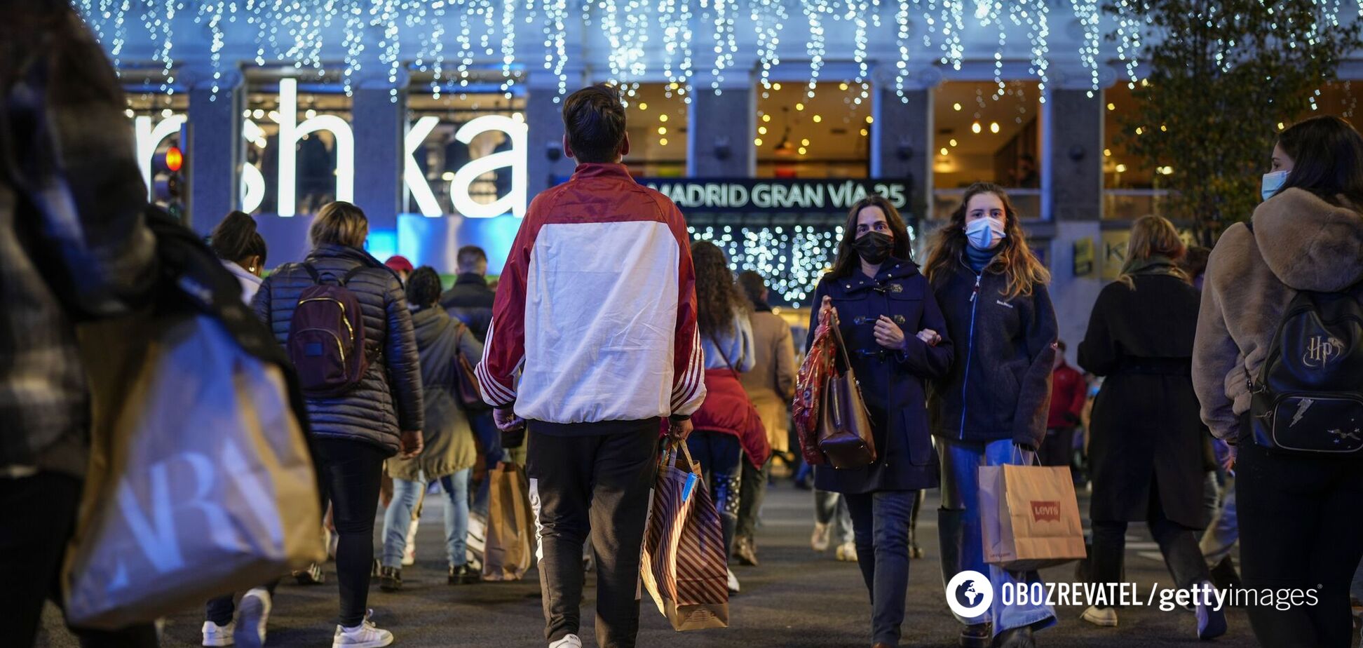 В Испании отменят обязательное ношение масок на улицах: заболеваемость пошла на спад