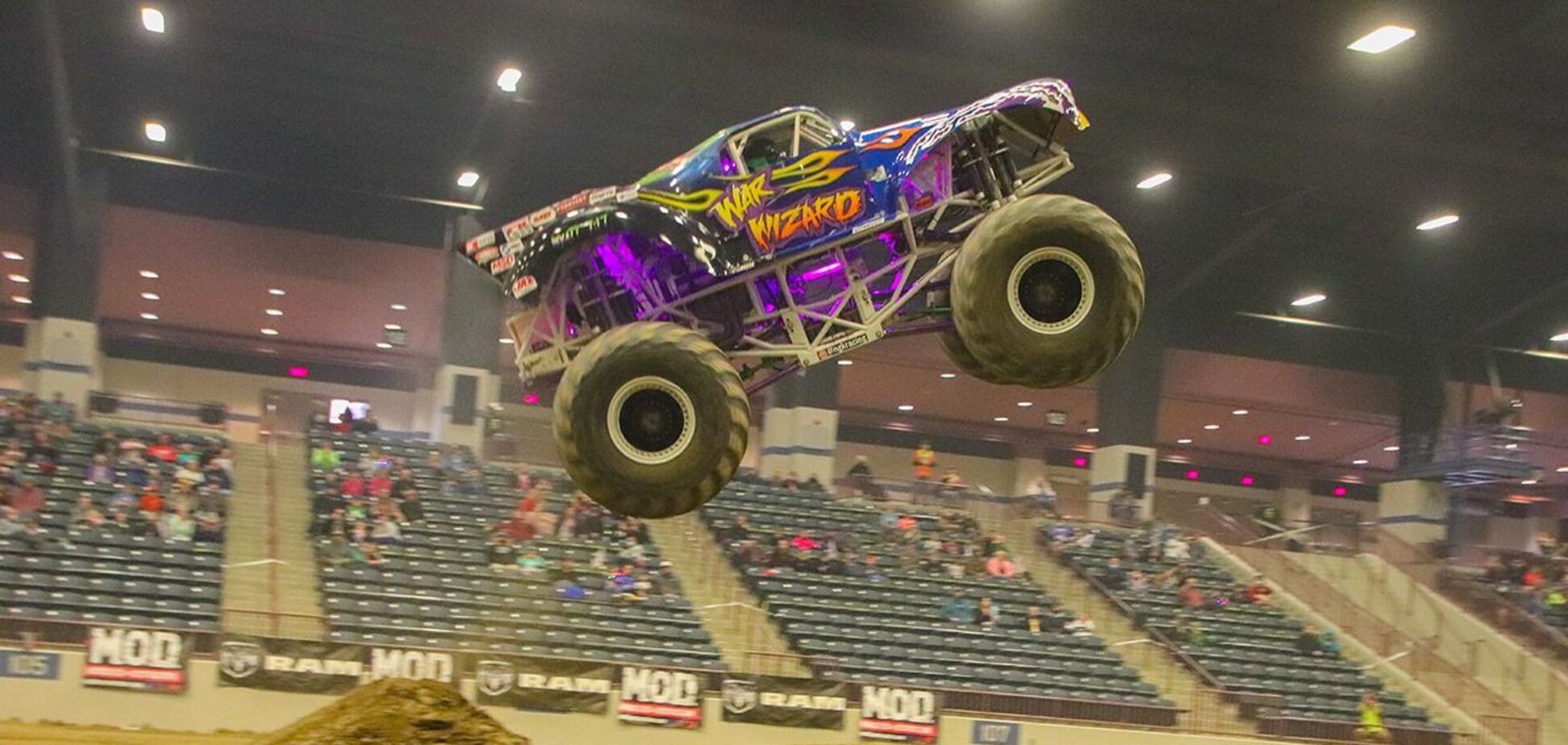В Украину приедут настоящие монстр-траки из США
