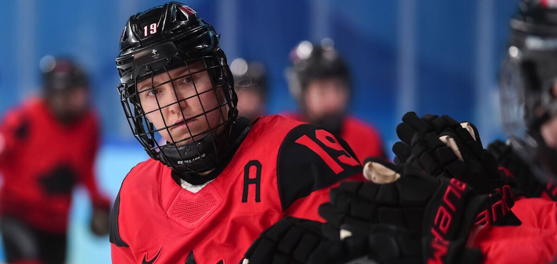 В хоккейном матче Канада – ОКР у женщин на Олимпиаде-2022 случилось невиданное