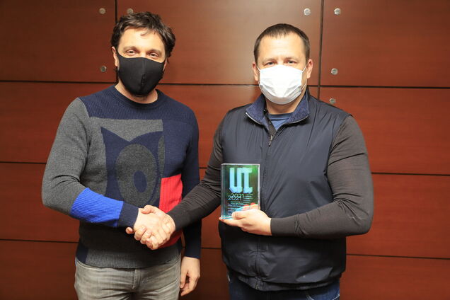 У Дніпрі готують до запуску додаток, що дозволить всім охочим керувати видовищним шоу Dnipro Light Flowers