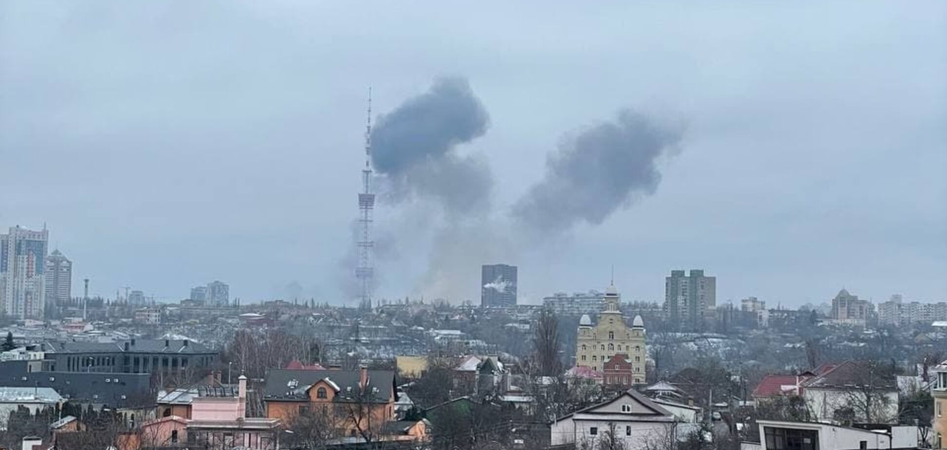 В Киеве оккупанты 'денацифицировали' телевышку рядом с Бабъим Яром: что будет с ТВ. Фото и видео