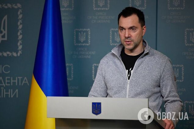 Арестович рассказал о проблемах оккупантов