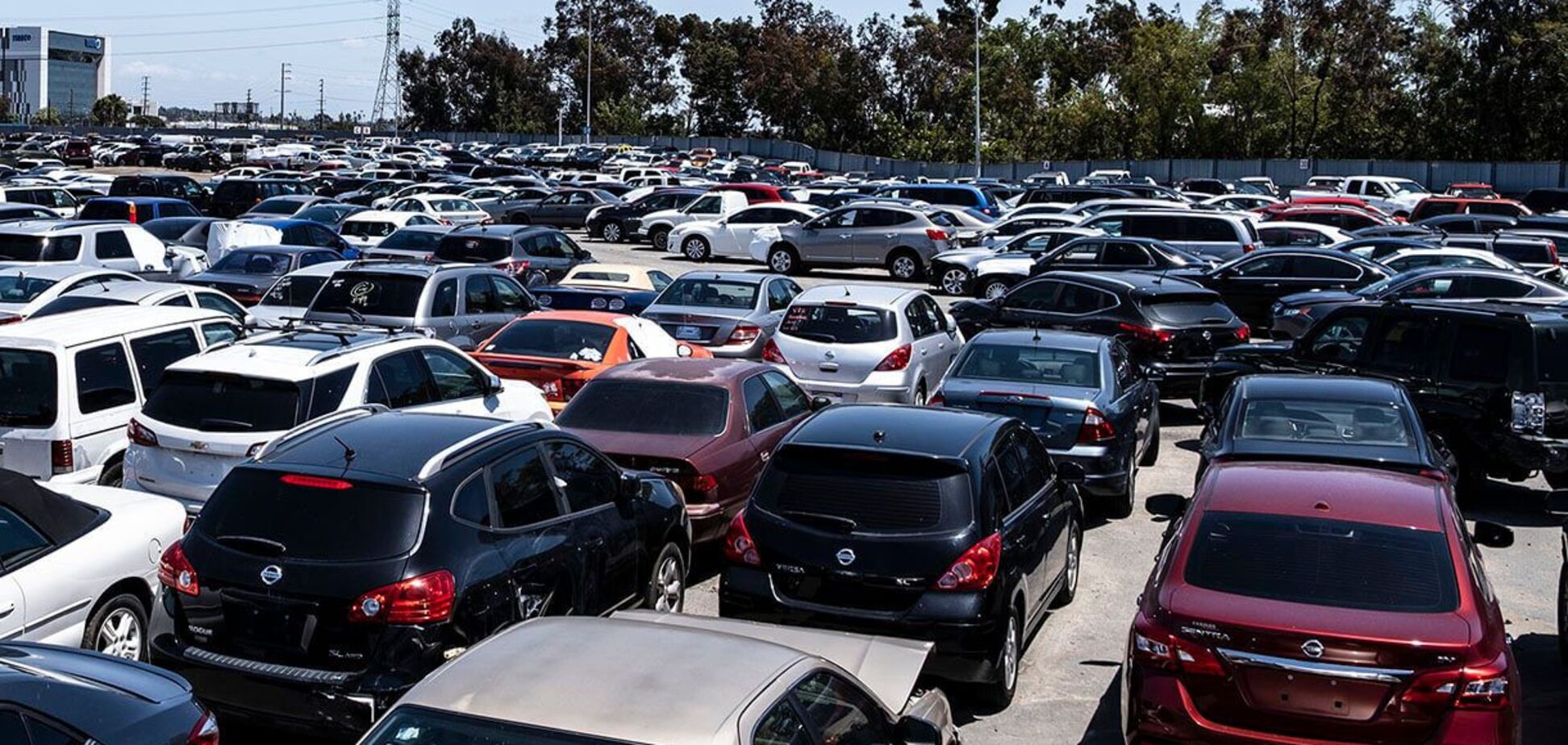 США запретили экспорт автомобилей в РФ