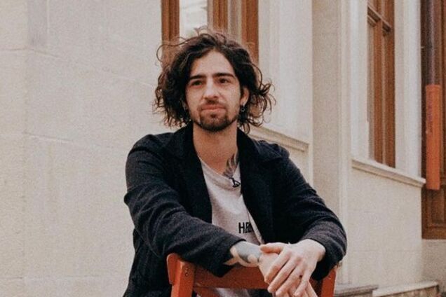 Володимир Дантес заспівав пісню про війну: hey, russian ship, нах*й ти пішов. Відео