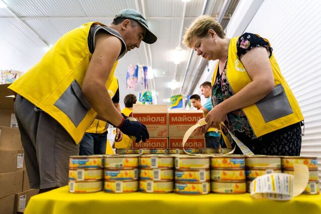 Фонд Рината Ахметова привез помощь в Ахтырку