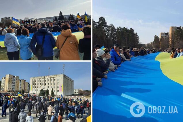В Славутиче жители вышли на проукраинский митинг
