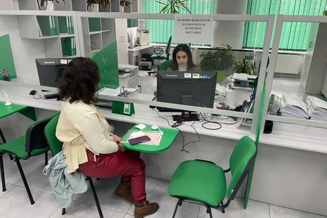 В Украине изменились условия выдачи водительских удостоверений