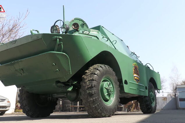 Житель Днепра отдал свой бронеавтомобиль на нужды теробороны. Видео