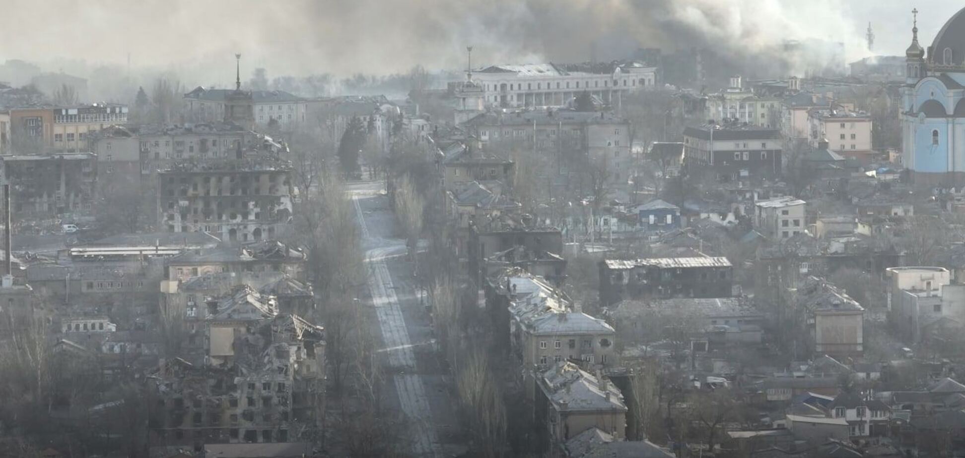 'Мама умерла быстро, извини, что не уберег': в сети опубликовали письмо отца сыну из разбомбленного Мариуполя