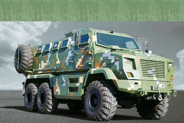 АвтоКрАЗ безплатно передал армії свої автомобілі