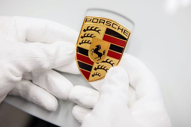 Porsche передасть 1 млн євро для підтримки українських біженців