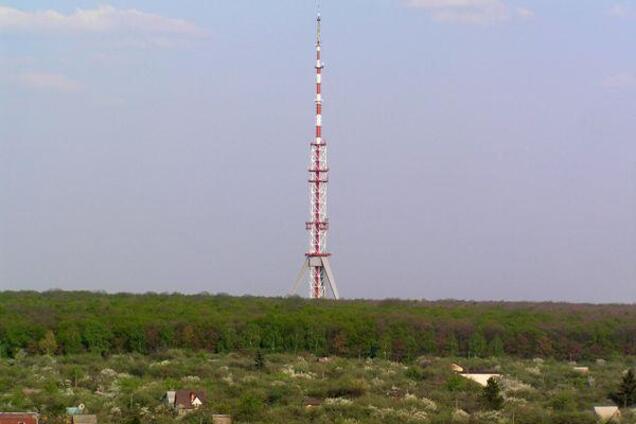 У Харкові окупанти обстріляли телевежу: прогримів потужний вибух, трансляцію перервано