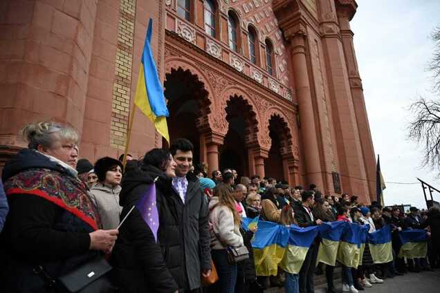 Закрити небо над Україною: депутати Мукачівської міськради звернулись до світових лідерів