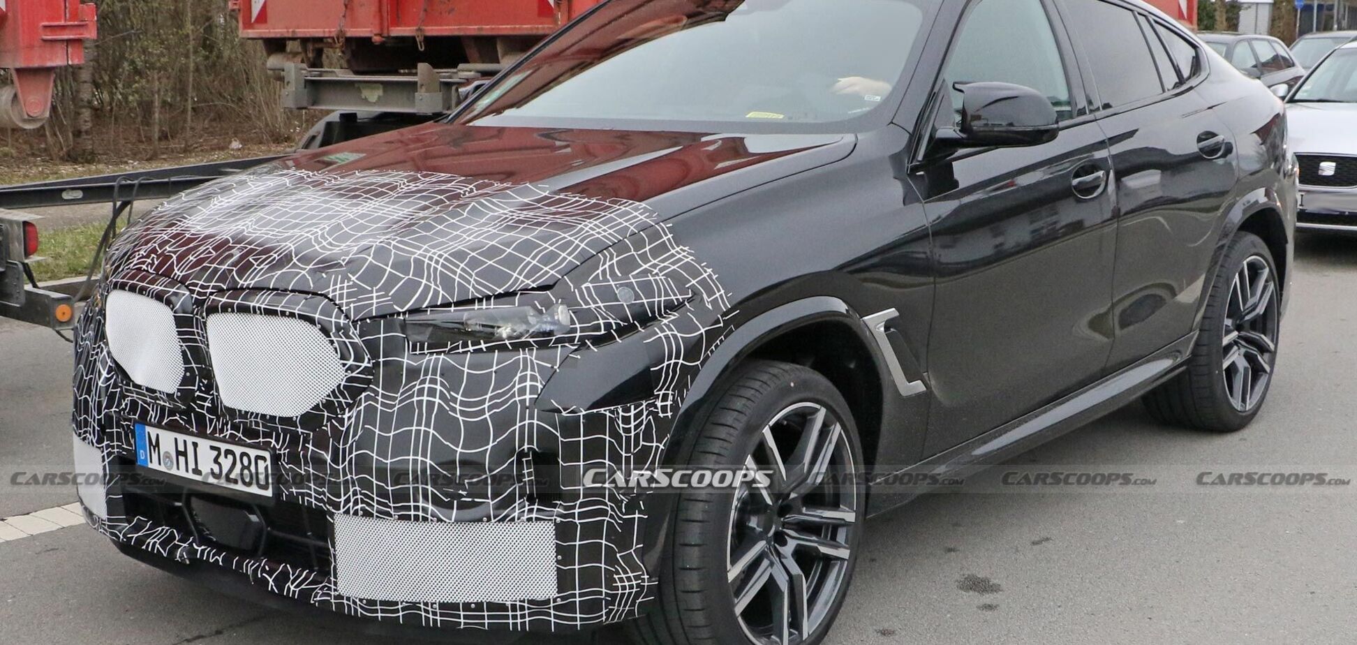 На тестах заметили обновленный BMW X6 M