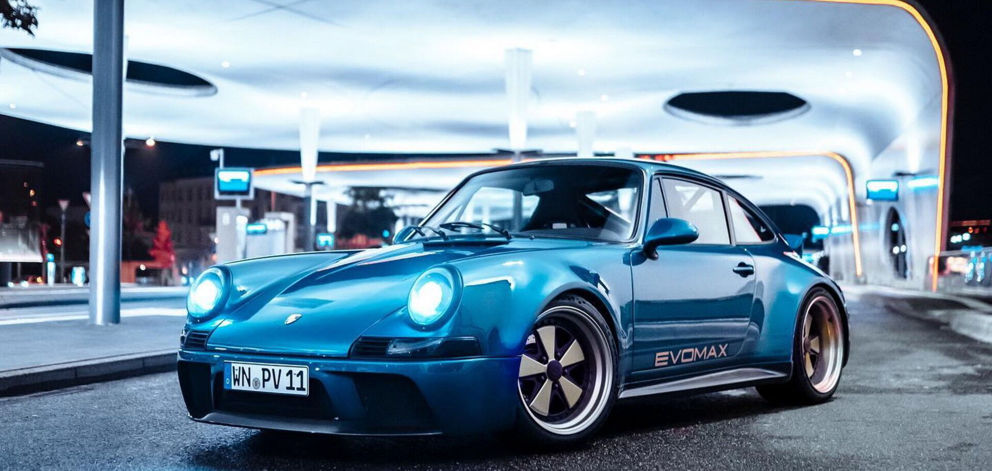 Evomax показал свой вариант Porsche 911