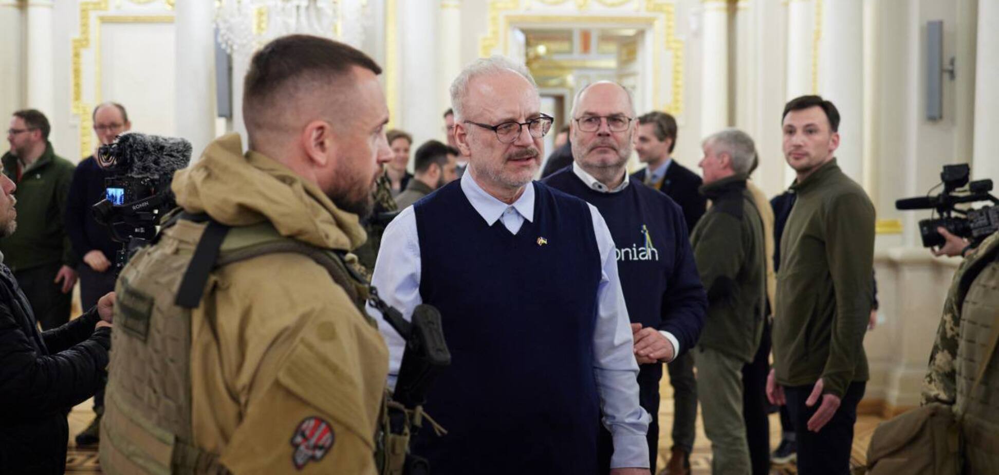 Латвия за два месяца передала Украине треть своего годового бюджета на оборону, – президент Левитс