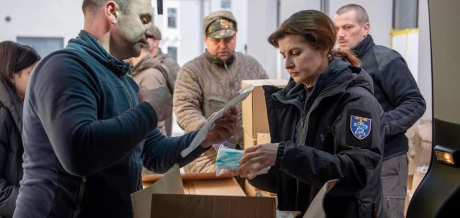 Медики на фронте получат 10 тысяч ампул кровоостанавливающего средства, – Марина Порошенко