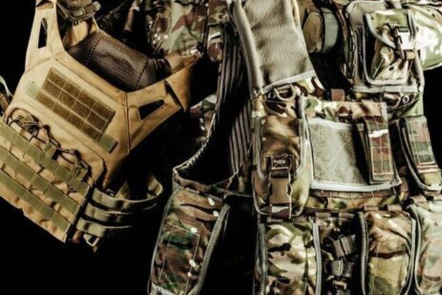 'Метінвест' передав військовим 2700 комплектів бронежилетів та касок