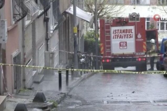 В Стамбуле прогремел взрыв, людей эвакуировали из-за сильного задымления: появились подробности