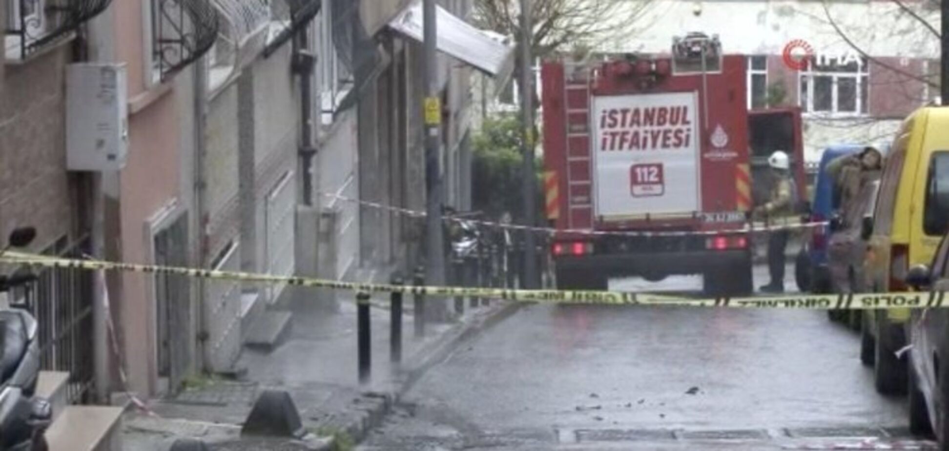 В Стамбуле прогремел взрыв, людей эвакуировали из-за сильного задымления: появились подробности