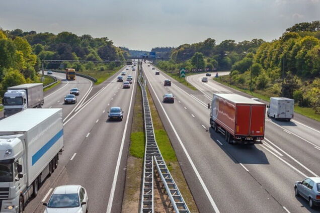 Німеччина скасувала всі обмеження для українських перевізників