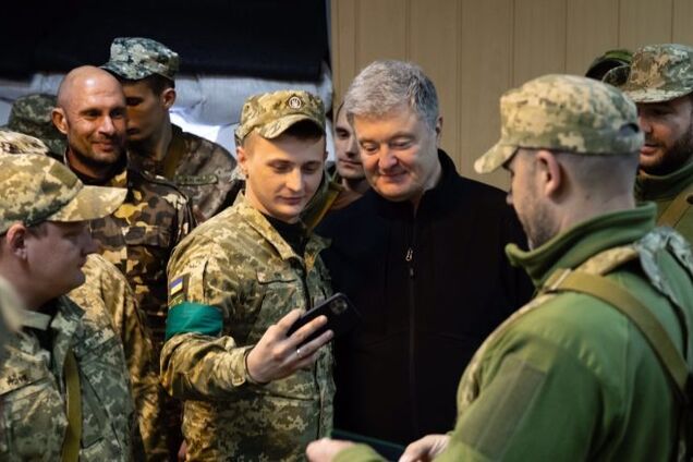 Порошенко: главный просчет Путина – это новая украинская армия, которую мы построили