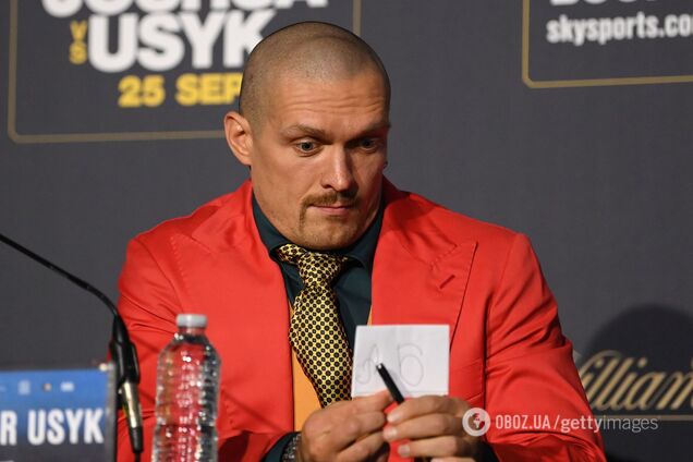 Александр Усик