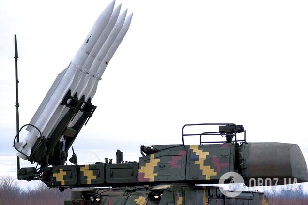 Украинские защитники уничтожают вражеские самолеты и вертолеты