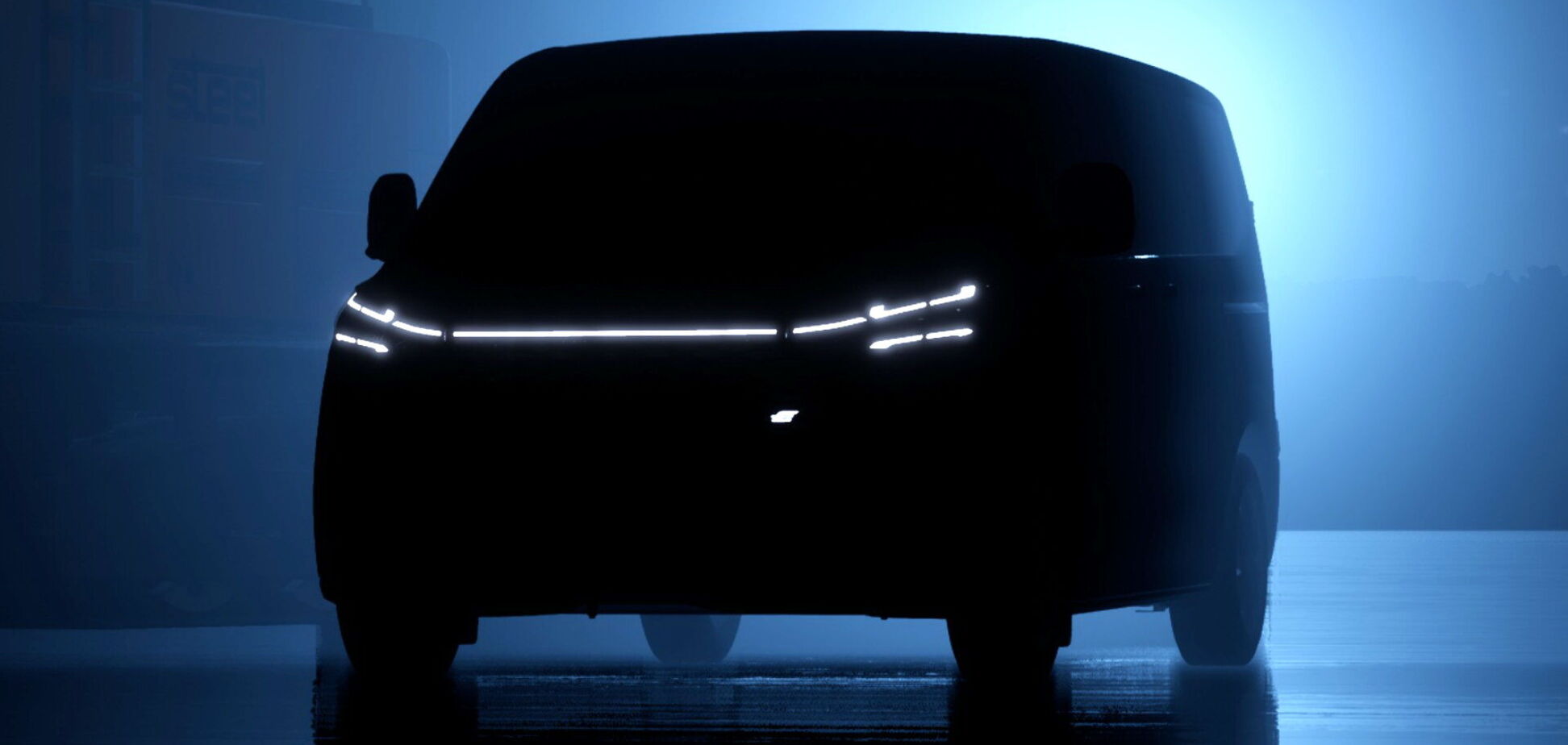 Ford готовит к дебюту электровен Tourneo Custom