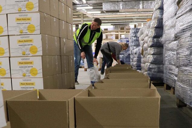 Чернігівщина отримала 10 тис. продуктових наборів від Фонду Ахметова