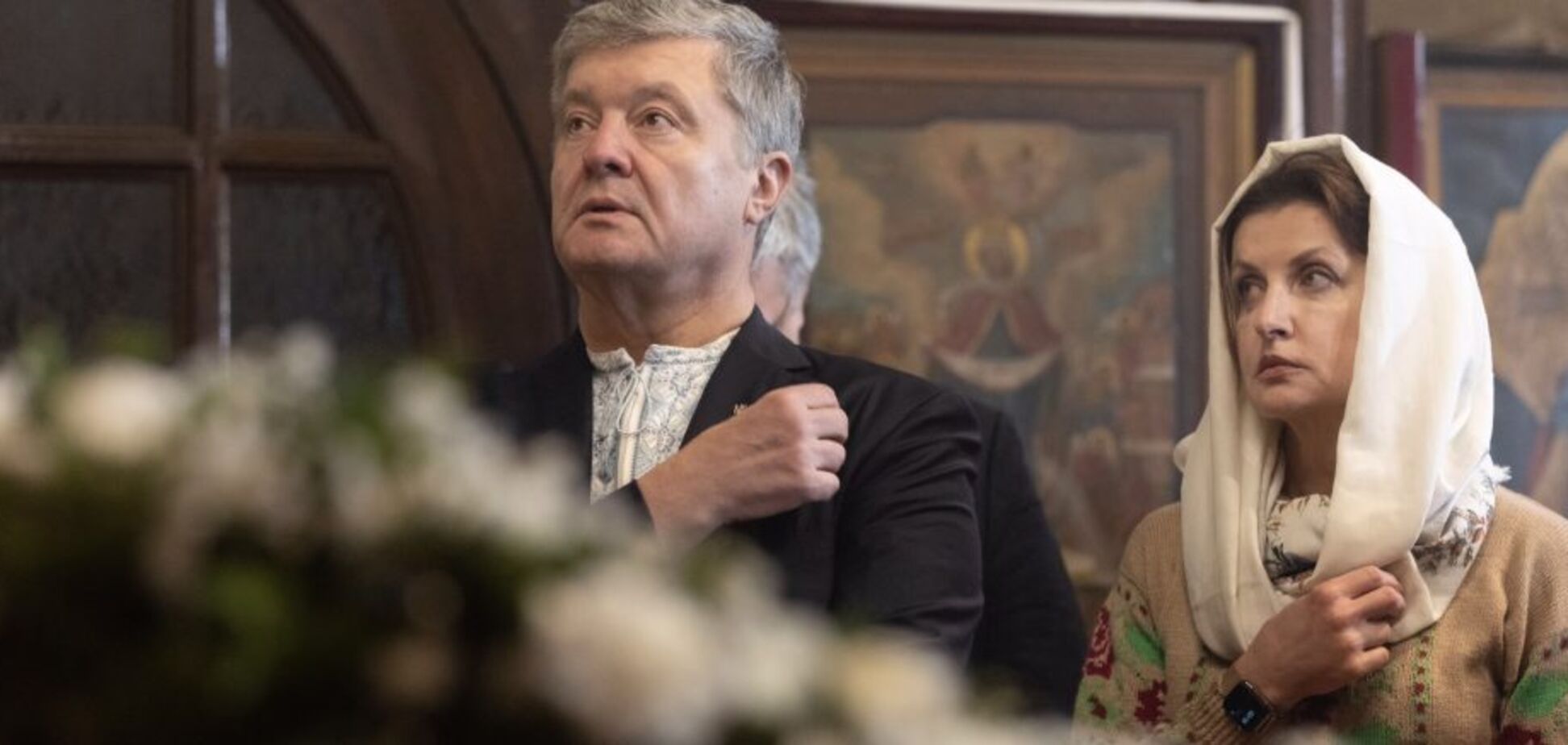 Петр и Марина Порошенко поздравили украинцев с Пасхой: молимся за победу добра над злом, за победу Украины
