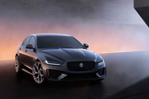 Jaguar подготовил новые модификации моделей XE и XF