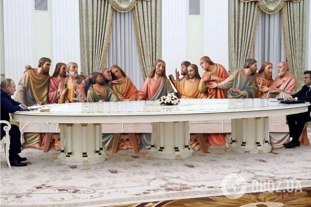 Откуда взялся шестиметровый 'золотой стол' Путина, за которым он встречался с Макроном, Шольцем и генсеком ООН. Фото