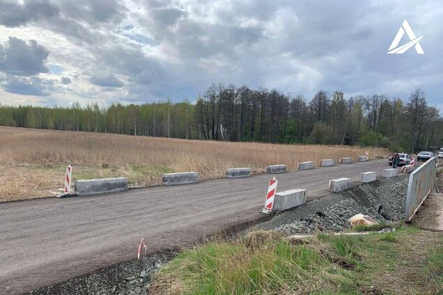 В Житомирской области возобновили движение через временную переправу на одной из ключевых международных автотрасс М-21