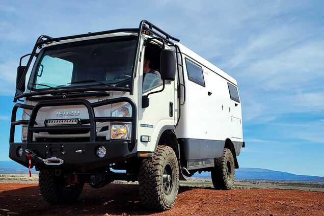 EarthСruiser презентовал новый дом на колесах